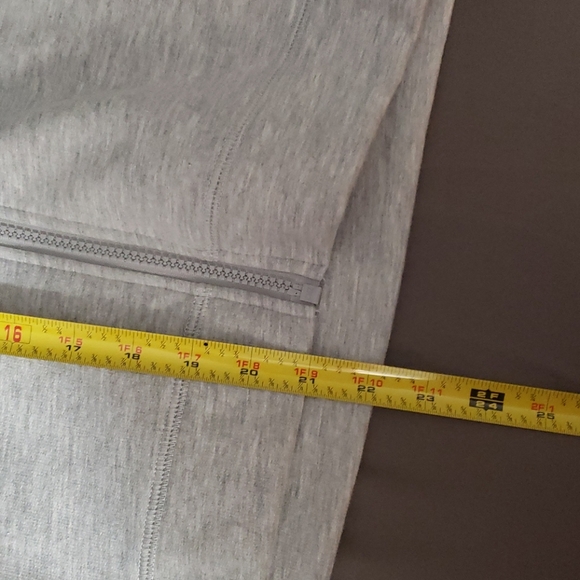 Disney Minnie Mouse jacket - Picture 5 of 7